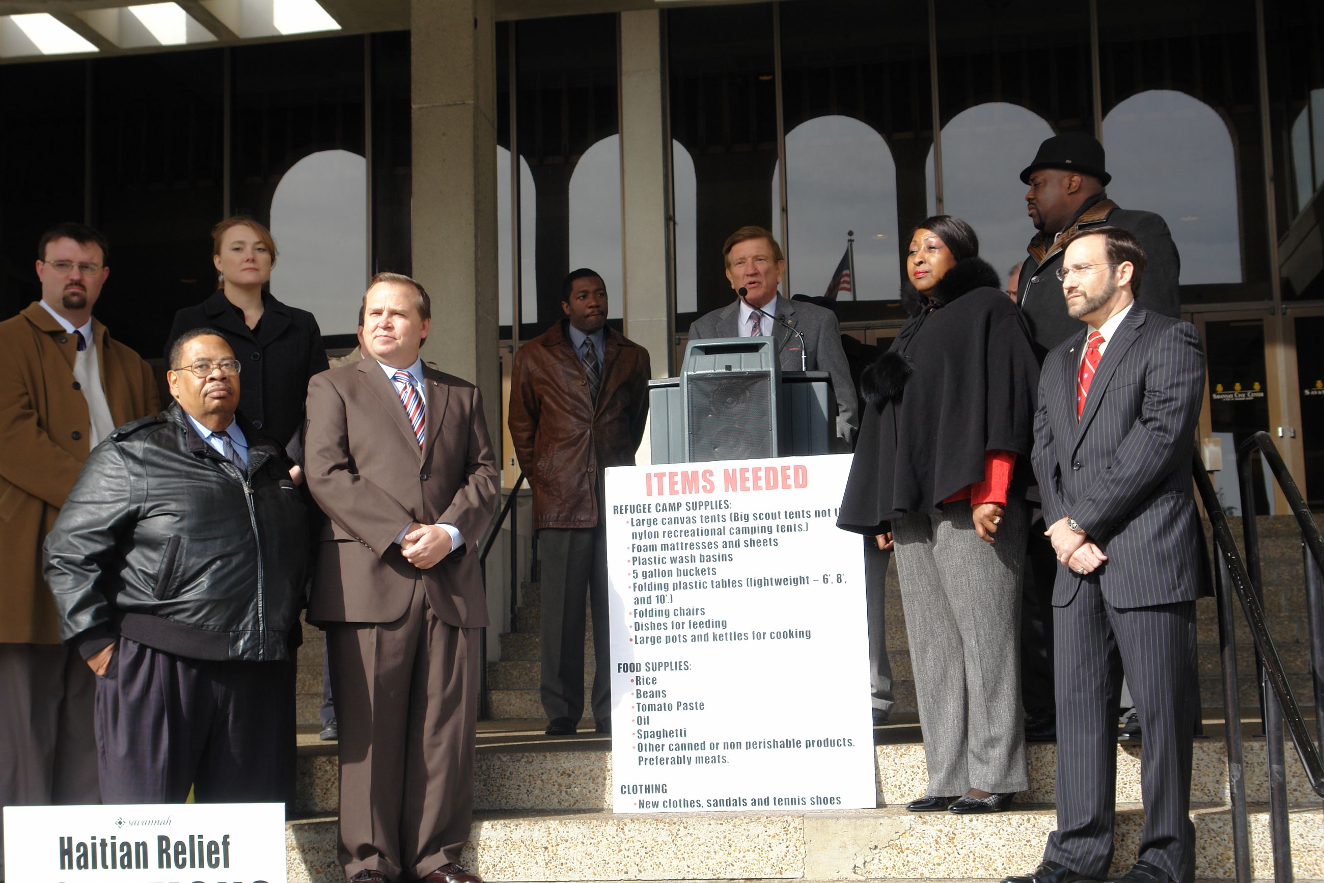 HaitiaanEarthquakeRelief012010 (2)